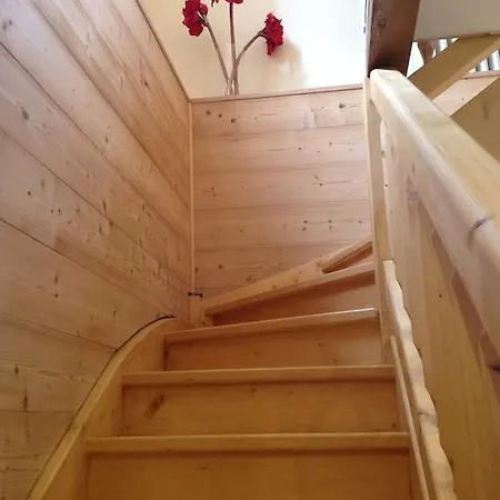 Chalet Spacious In Traditional French Village, Sleeps 8, Four Star With Fibre Broadband