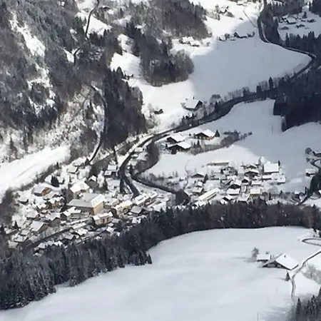 Chalet Spacious In Traditional French Village, Sleeps 8, Four Star With Fibre Broadband