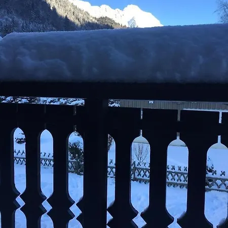 Chalet Spacious In Traditional French Village, Sleeps 8, Four Star With Fibre Broadband Abondance