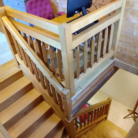 Chalet Spacious In Traditional French Village, Sleeps 8, Four Star With Fibre Broadband Abondance